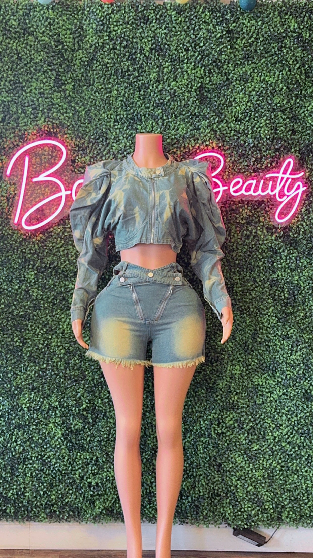 GLYNICE SHORT SET - The Boss Beauty Boutique