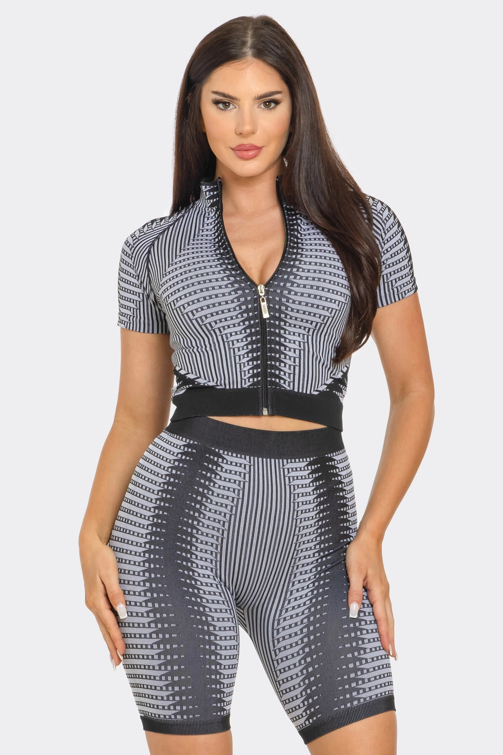 Seamless Front Zip Up Set - The Boss Beauty Boutique