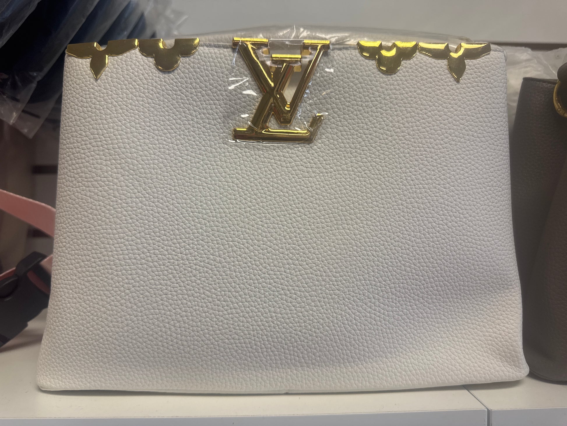 LV HAND BAGS - The Boss Beauty Boutique