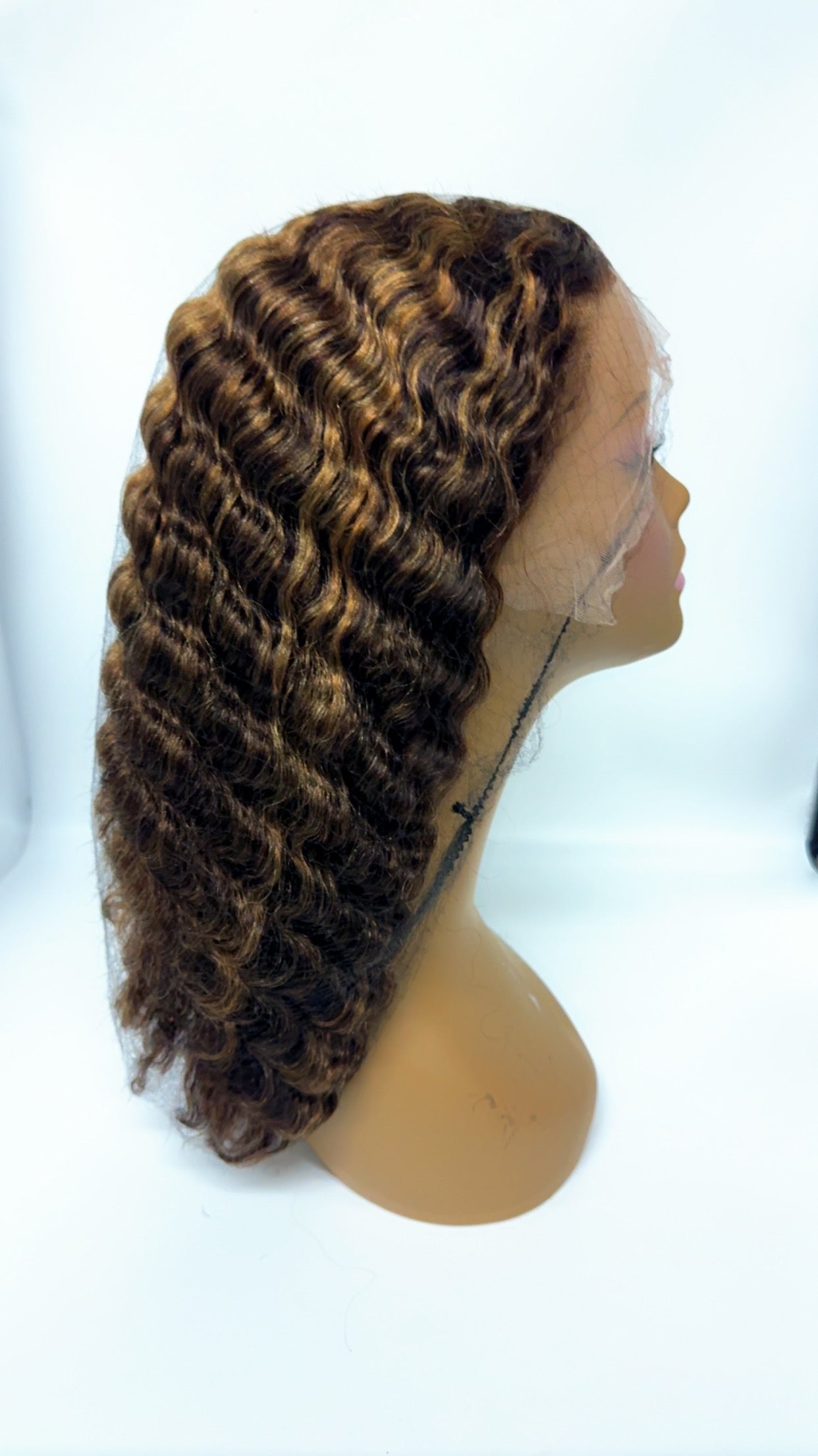 Honeycomb Deepwave Bob - The Boss Beauty Boutique