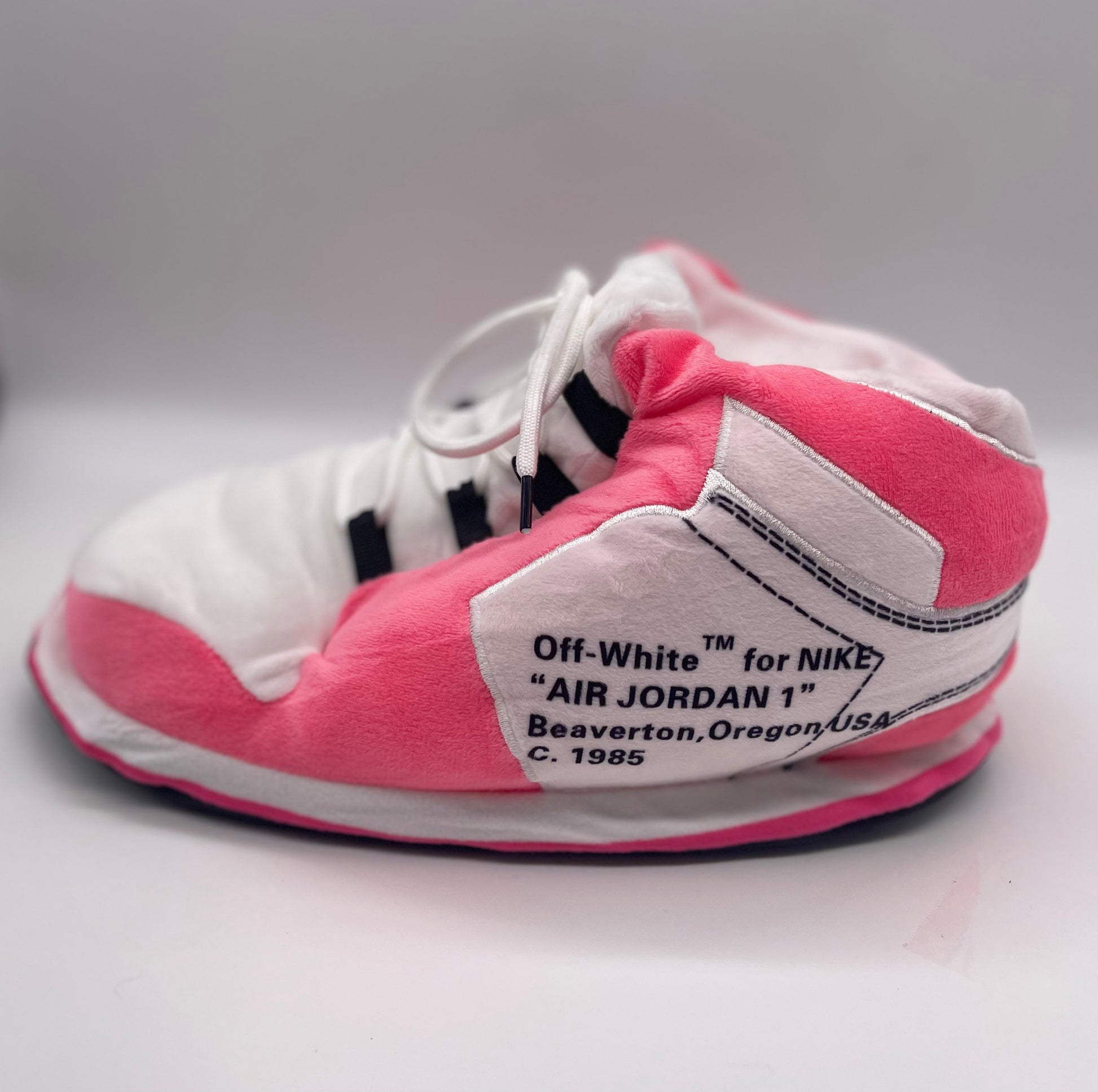 Toddler 2024 jordan slippers